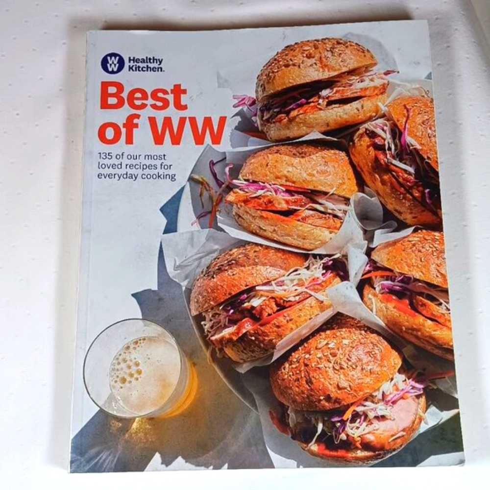 Weight Watchers Cookbook Best of WW Healthy Weight Loss Recipes Soft Cover
